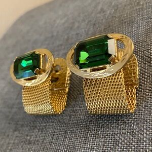 Vintage Gold Tone Green Stone Mesh Wrap Cufflinks | Emerald Cut | Mid Century